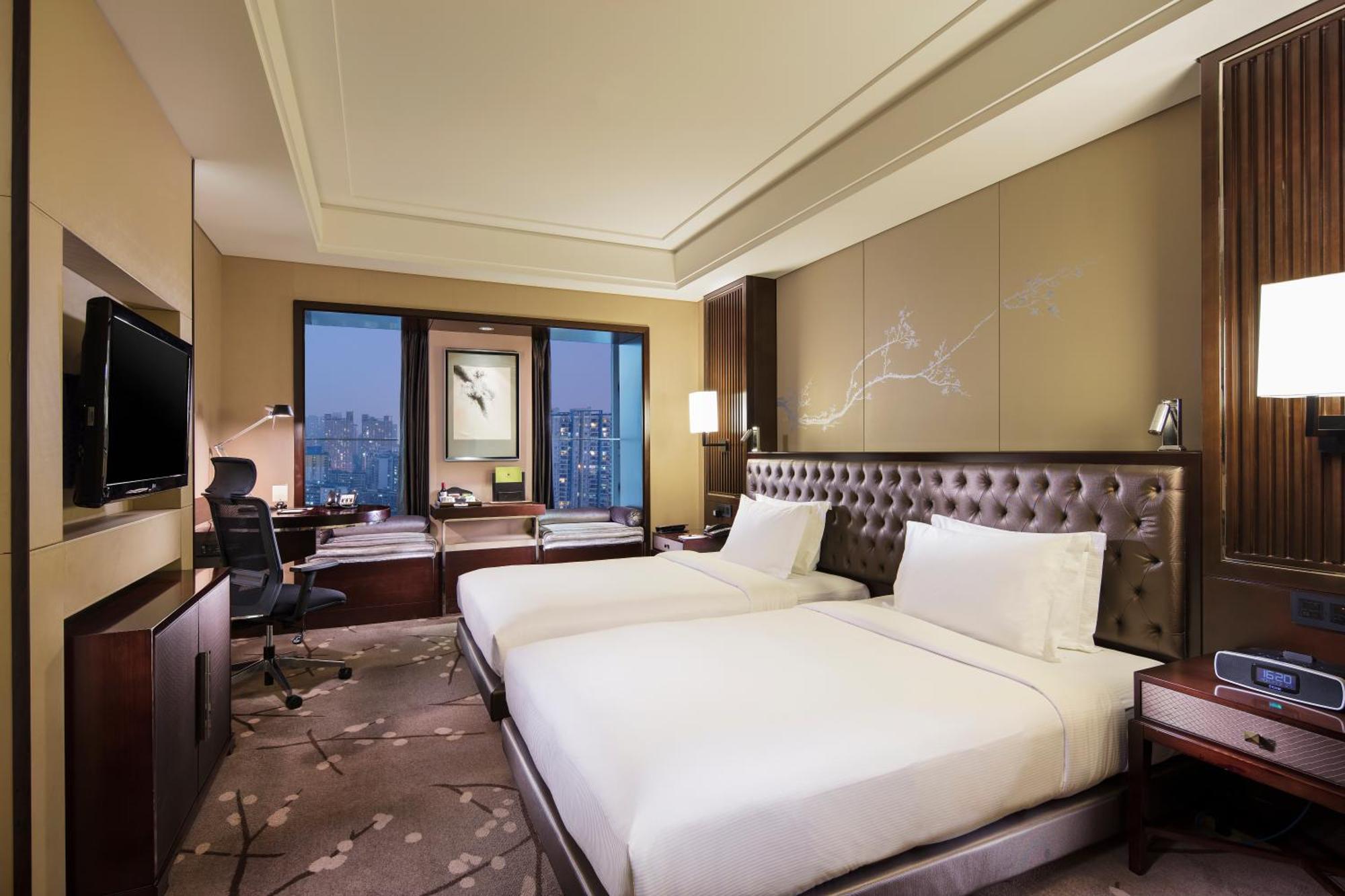 מלון Doubletree By Hilton Chongqing - Guanyinqiao Railway Station מראה חיצוני תמונה