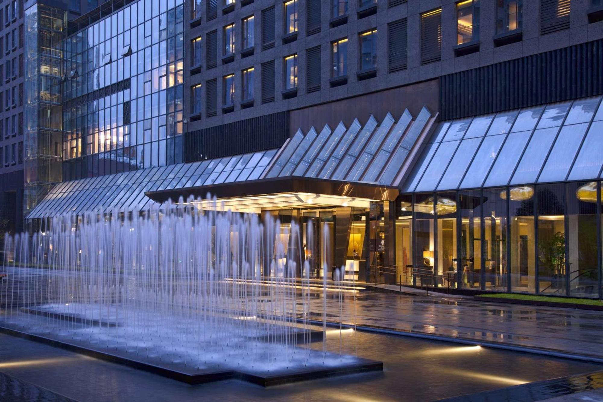 מלון Doubletree By Hilton Chongqing - Guanyinqiao Railway Station מראה חיצוני תמונה